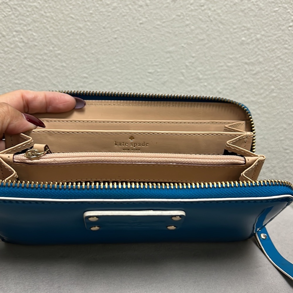 Kate Spade Blue Wallet - Picture 7 of 14